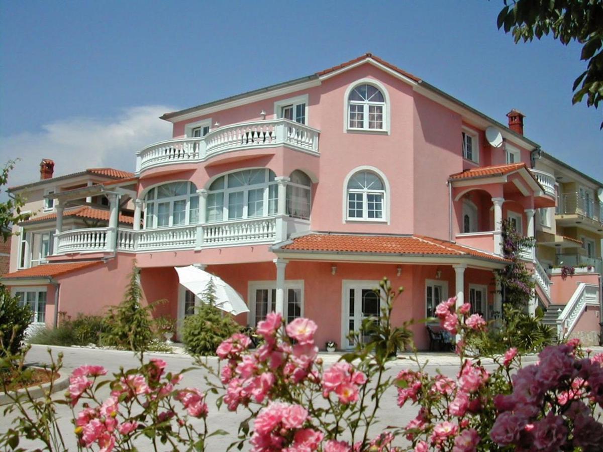 Hotel Villa Vera Фажана Экстерьер фото