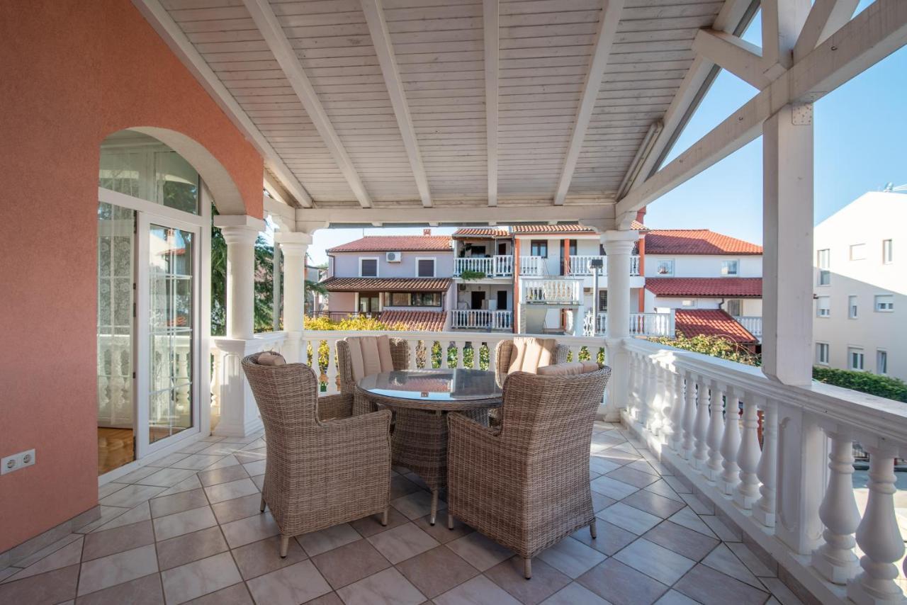 Hotel Villa Vera Фажана Экстерьер фото