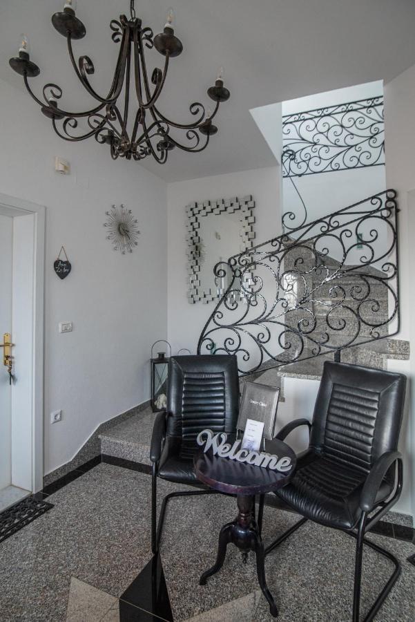 Hotel Villa Vera Фажана Экстерьер фото